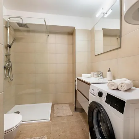 Lägenhet Arena Parkside Pula