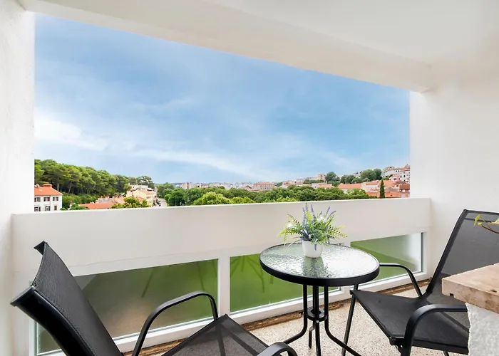 Arena Parkside * Πούλα