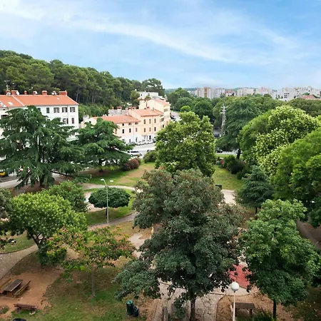 Appartement Arena Parkside *