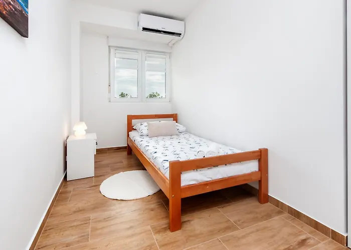 Arena Parkside Apartman