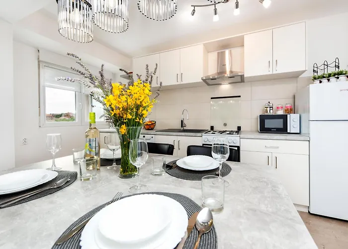 Arena Parkside Apartman Pula